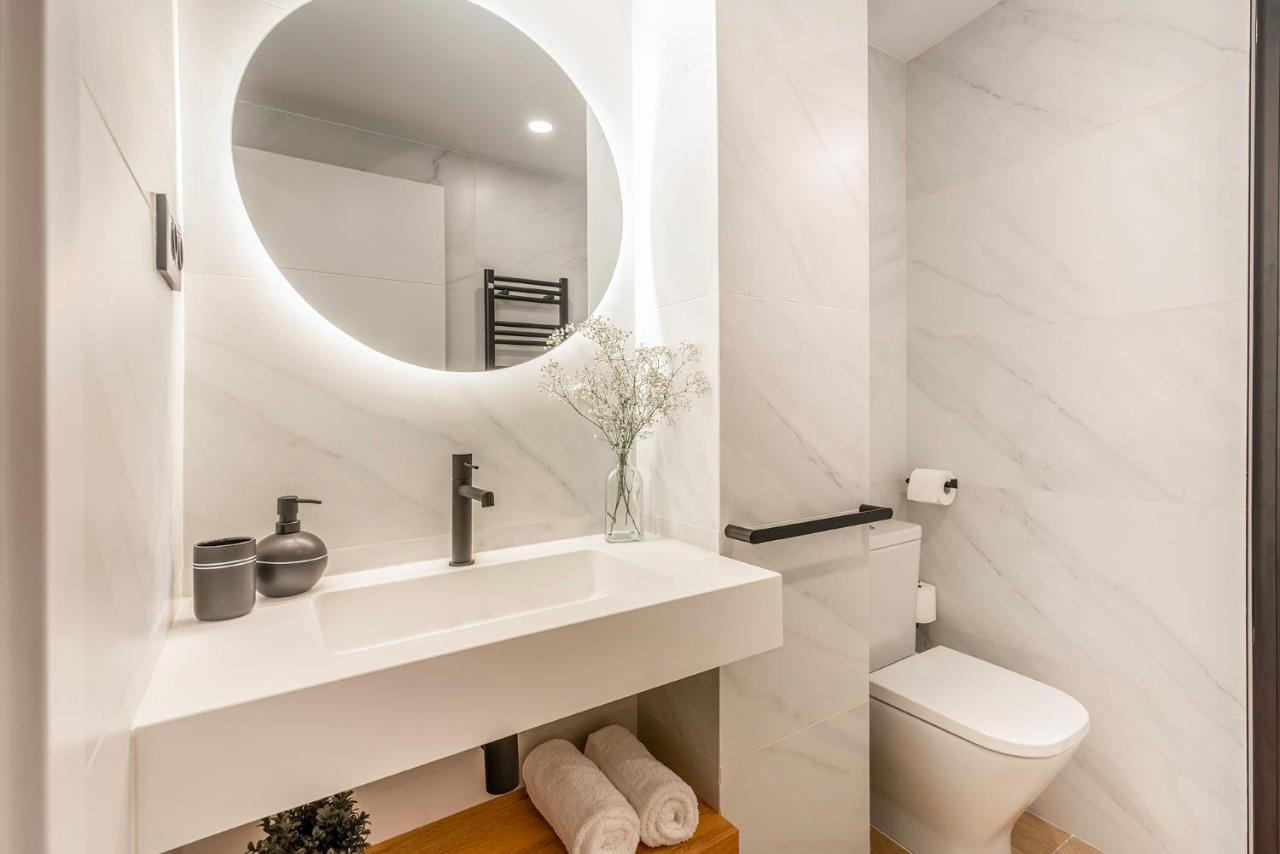 Apartsnoubcn Equador Les Corts Barcelona Buitenkant foto