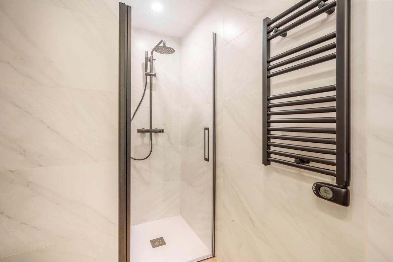 Apartsnoubcn Equador Les Corts Barcelona Buitenkant foto