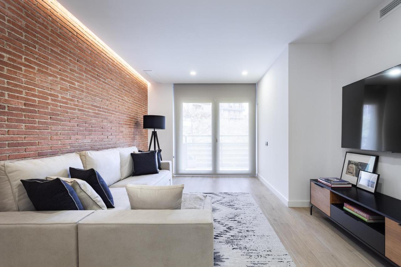 Apartsnoubcn Equador Les Corts Barcelona Buitenkant foto